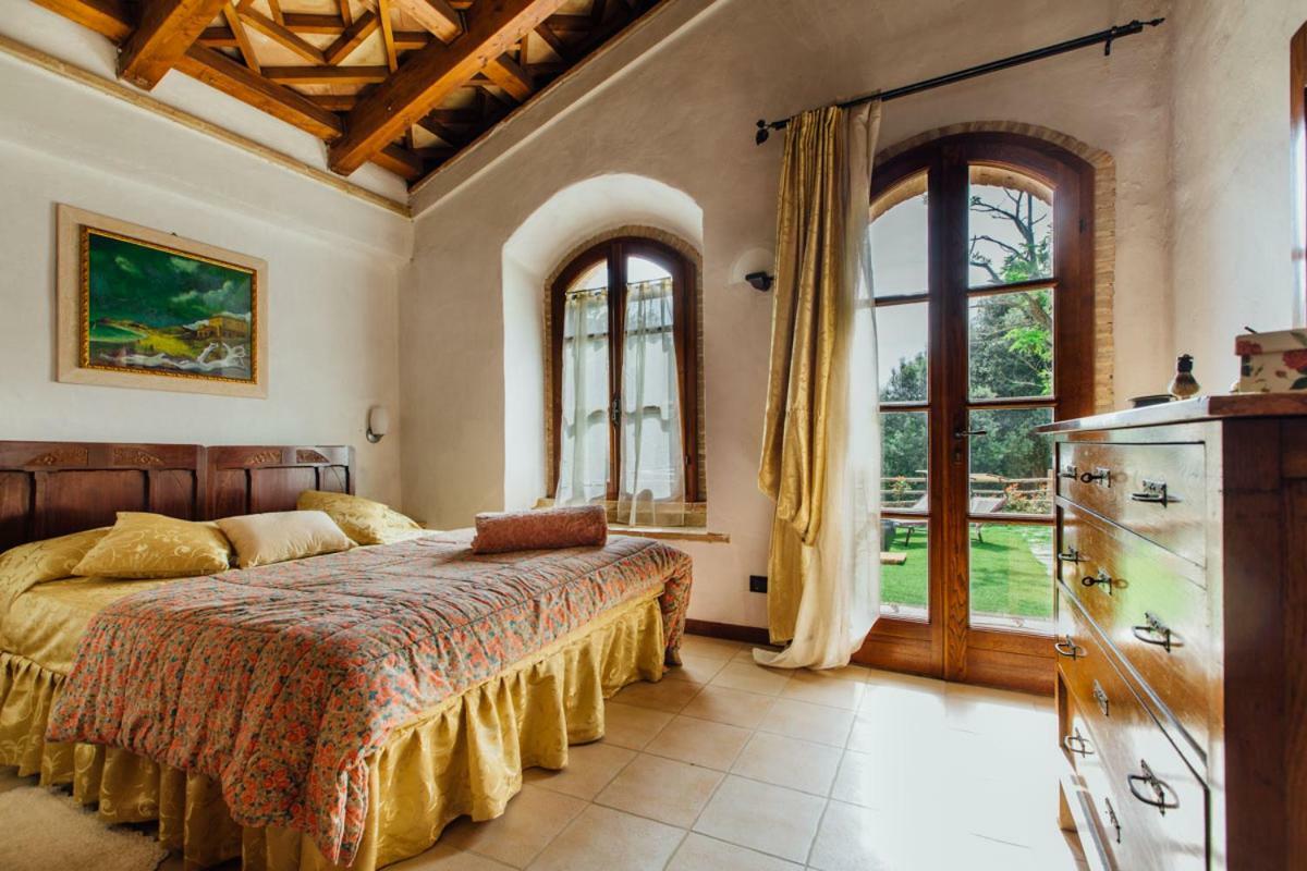 Вілла Casa Conti Di Sotto Ґаворрано Екстер'єр фото