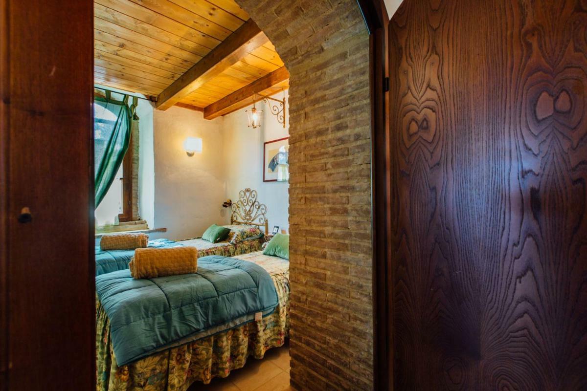Вілла Casa Conti Di Sotto Ґаворрано Екстер'єр фото